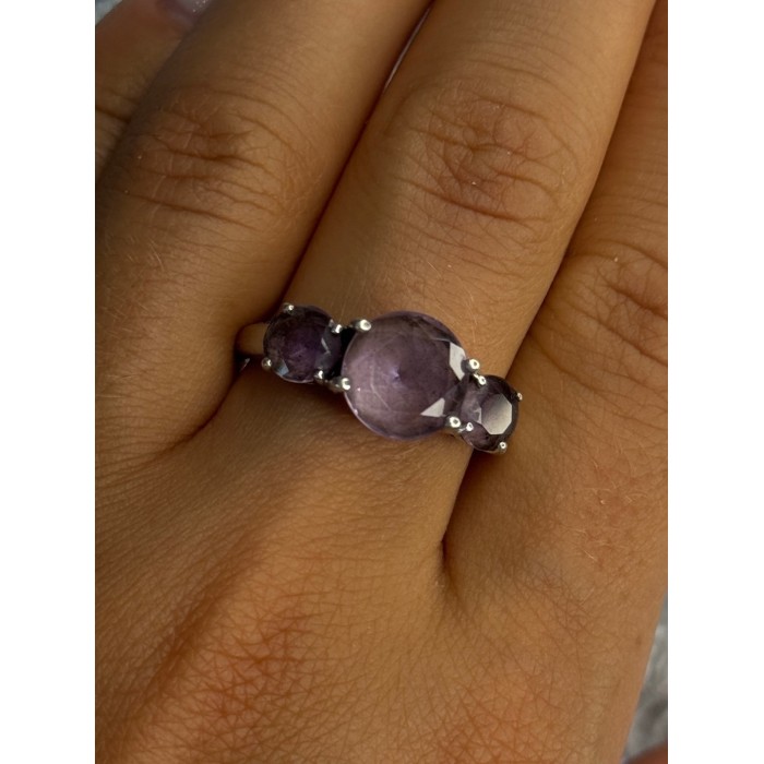 925 Sterling Silver Beautiful Amethyst Ring Size 10