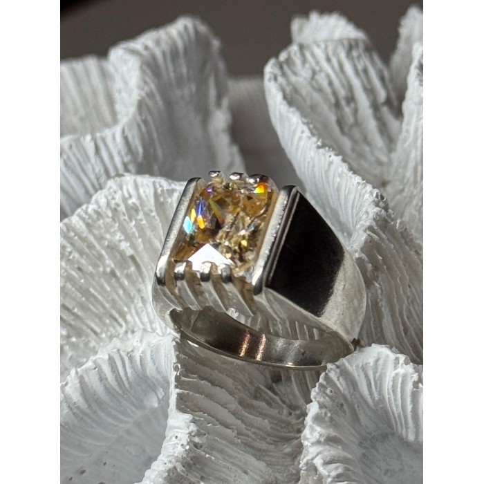 MEN'S 925 STERLING SILVER YELLOW SPINEL RING SIZE 8.5