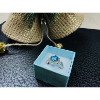 925 Sterling Silver Blue Topaz Ring Size 8
