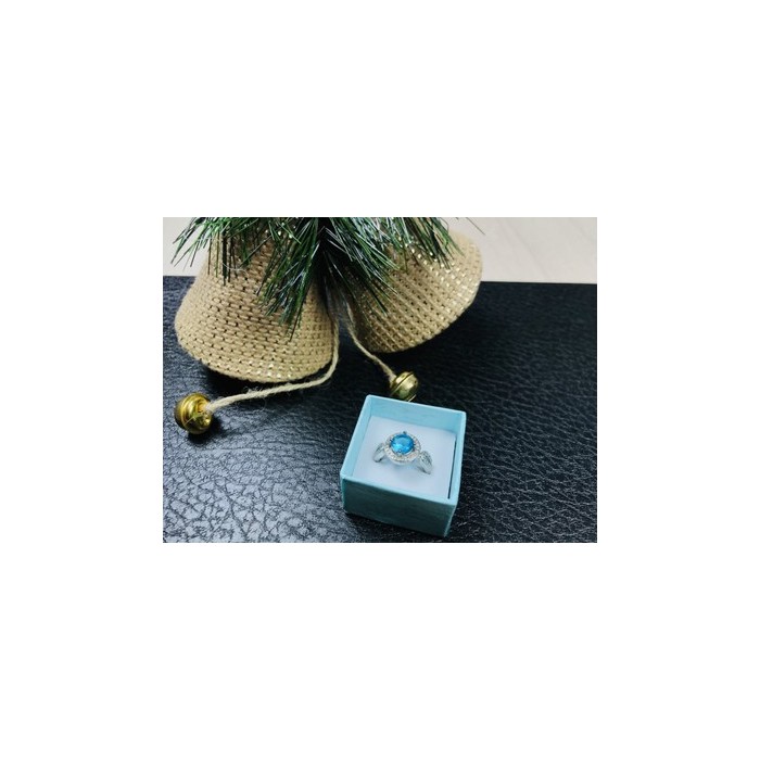 925 Sterling Silver Blue Topaz Ring Size 8