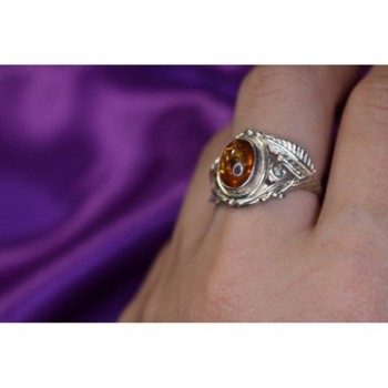 925 Sterling Silver Amber Ring Size 8.5