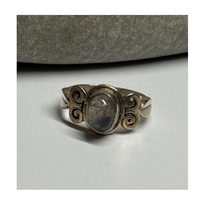 925 Sterling Silver Moonstone Ring Size 4