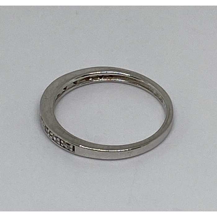 925 Sterling Silver CZ Ring Size 8