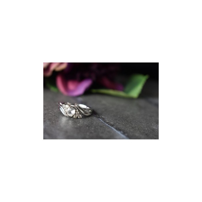 925 Sterling Silver White Topaz Ring Size 6.5