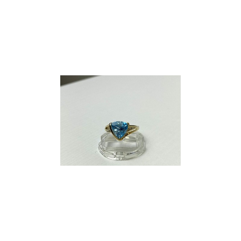 10K YELLOW GOLD TOPAZ & DIAMONDS RING SIZE 7