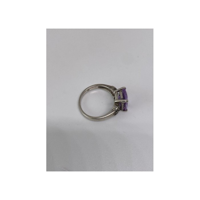 925 Sterling Silver Ring With CZ Size 8