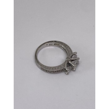 925 Sterling Silver Ring With CZ Size 7