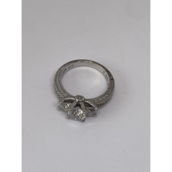 925 Sterling Silver Ring With CZ Size 7