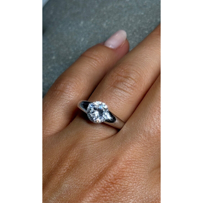 925 Sterling Silver CZ Ring Size 7.5