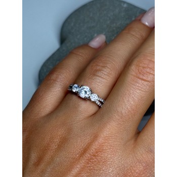 925 Sterling Silver CZ Ring Size 6.5