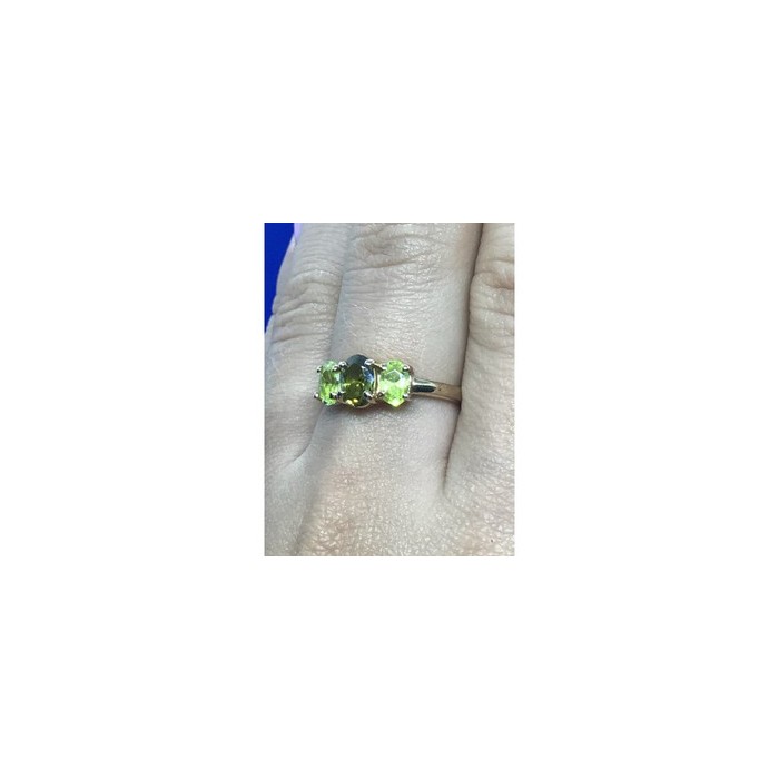 925 Sterling Silver Gold Plated Peridot Ring Size 8