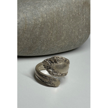 Vintage 925 Sterling Silver Ring Size 7