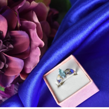 925 Sterling Silver Blue Topaz & Opal Ring Size 6.5