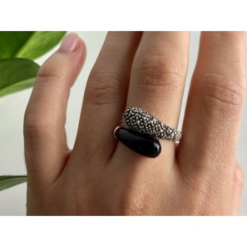 925 Sterling Silver Black Onyx & Marcasites Ring Size 9