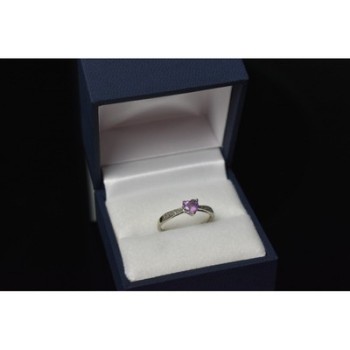 10K WHITE GOLD  AMETHYST & DIAMONDS RING SIZE 8
