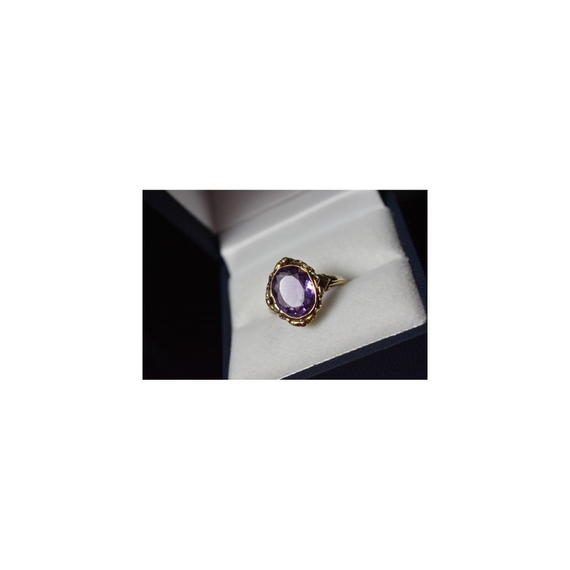10K YELLOW GOLD PURPLE TOURMALINE RING SIZE 6.5