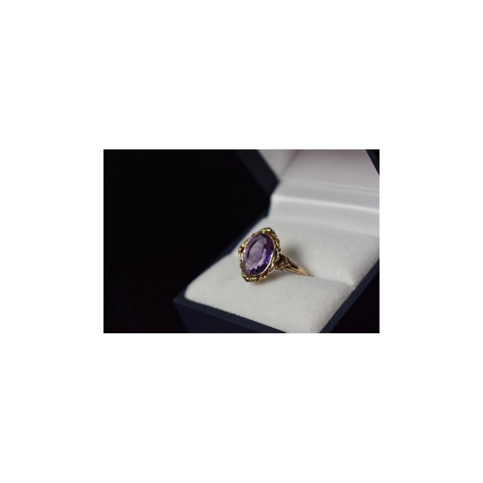 10K YELLOW GOLD PURPLE TOURMALINE RING SIZE 6.5