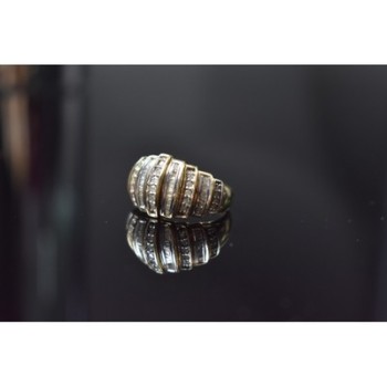 10K YELLOW GOLD DIAMONDS RING SIZE 8