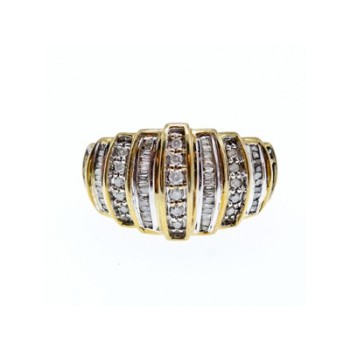 10K YELLOW GOLD DIAMONDS RING SIZE 8