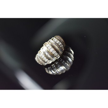 10K YELLOW GOLD DIAMONDS RING SIZE 8