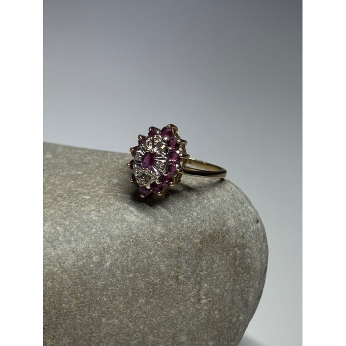 10K YELLOW GOLD RUBIES & DIAMONDS RING SIZE 6.5