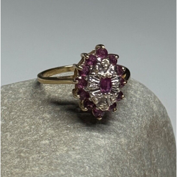 10K YELLOW GOLD RUBIES & DIAMONDS RING SIZE 6.5