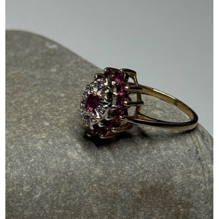 10K YELLOW GOLD RUBIES & DIAMONDS RING SIZE 6.5