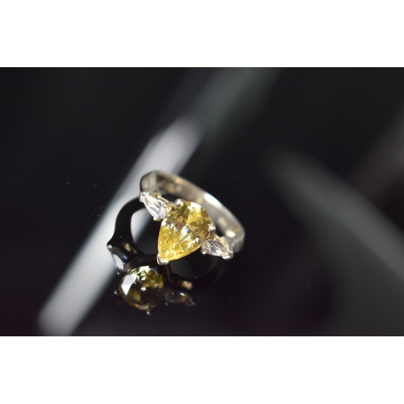 925 STERLING SILVER YELLOW CZ RING SIZE 10.5