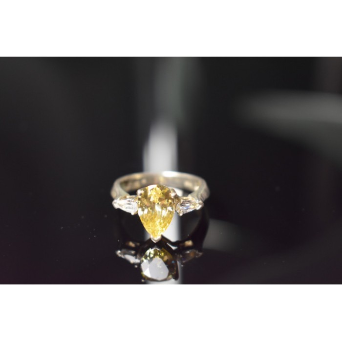 925 STERLING SILVER YELLOW CZ RING SIZE 10.5