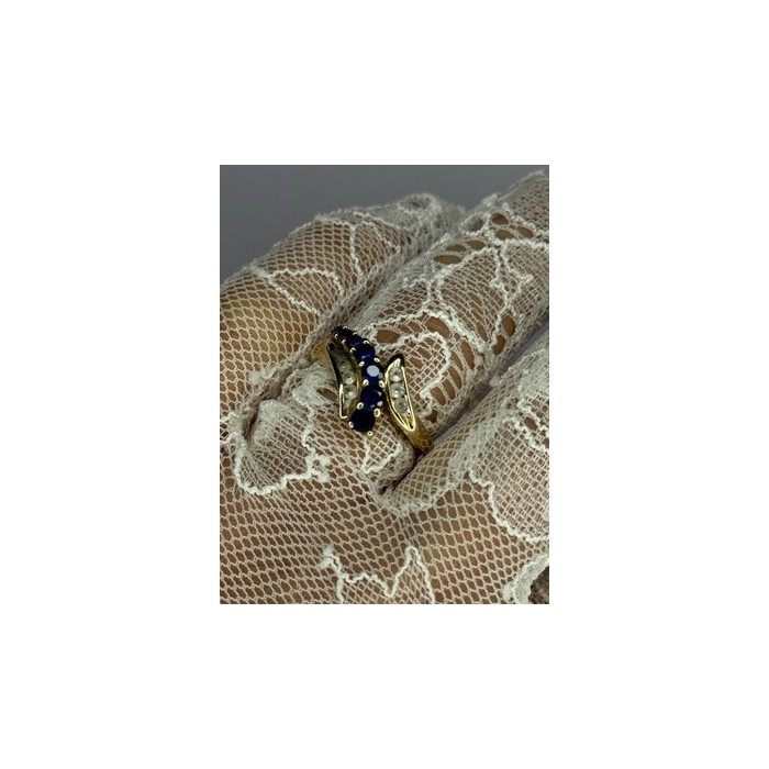 10K YELLOW GOLD BLUE TOPAZ & WHITE TOPAZ RING SIZE 8