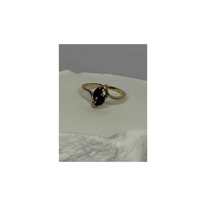 14K YELLOW GOLD SAPPHIRE & DIAMOND RING SIZE 7.5
