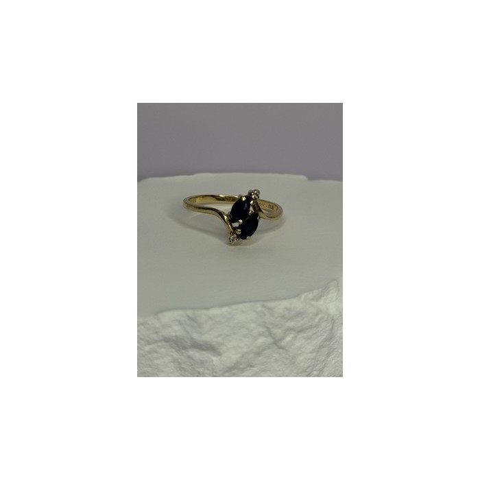 14K YELLOW GOLD SAPPHIRE & DIAMOND RING SIZE 7.5