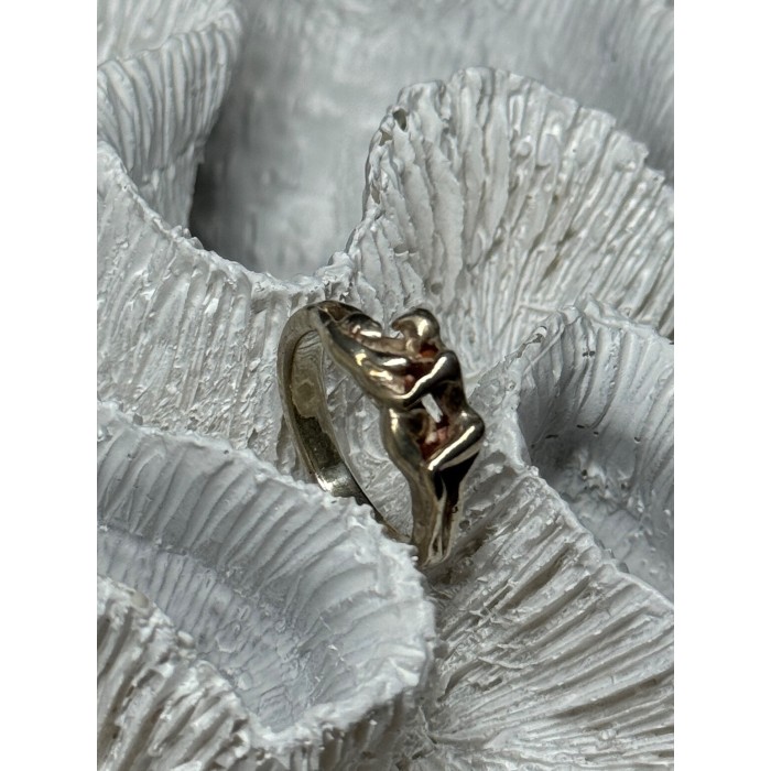 925 Sterling Silver Kamasutra Ring Size 6