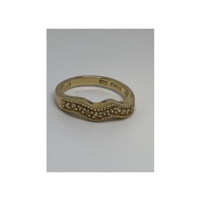 925 Sterling Silver Ring & CZ Size 6.75