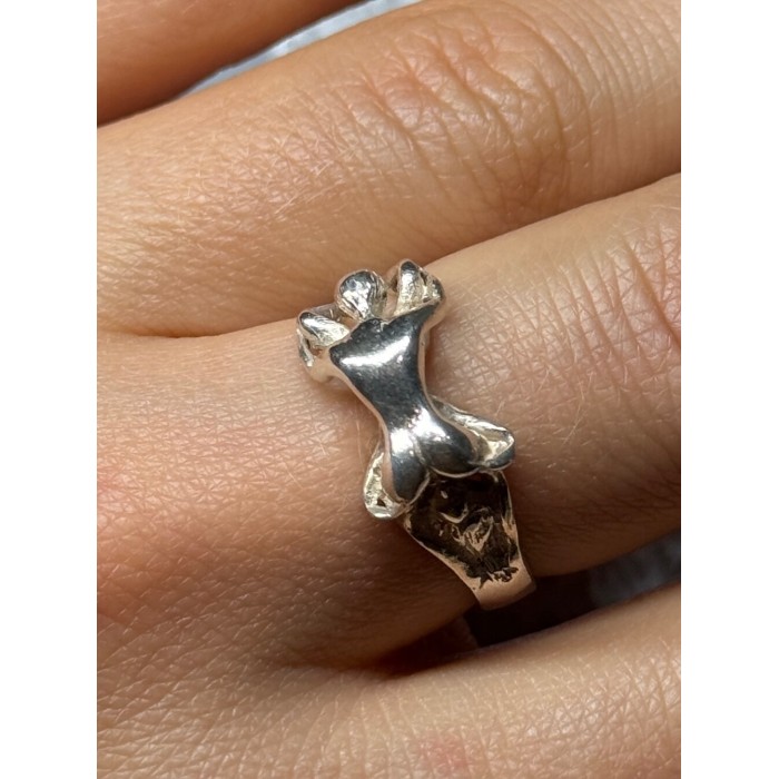 925 Sterling Silver Kamasutra Ring Size 6