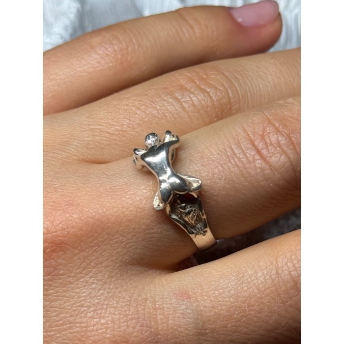 925 Sterling Silver Kamasutra Ring Size 6