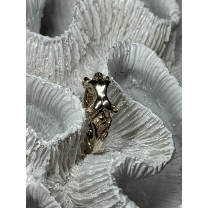 925 Sterling Silver Kamasutra Ring Size 6
