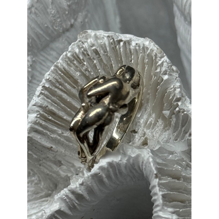 925 Sterling Silver Kamasutra Ring Size 8