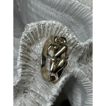 925 Sterling Silver Kamasutra Ring Size 8