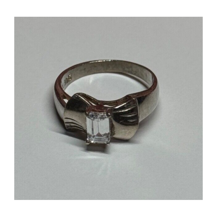 925 Sterling Silver White Topaz Ring Size 6