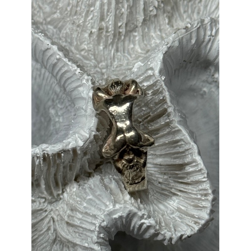 925 Sterling Silver Kamasutra Ring Size 7.5