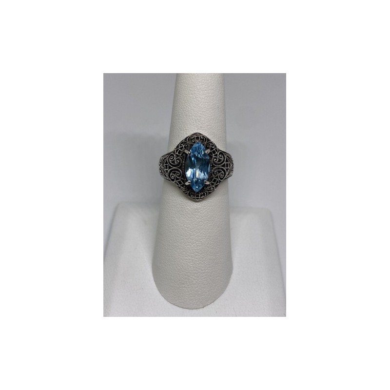 925 Sterling Silver Ring With Topaz Size 6.75