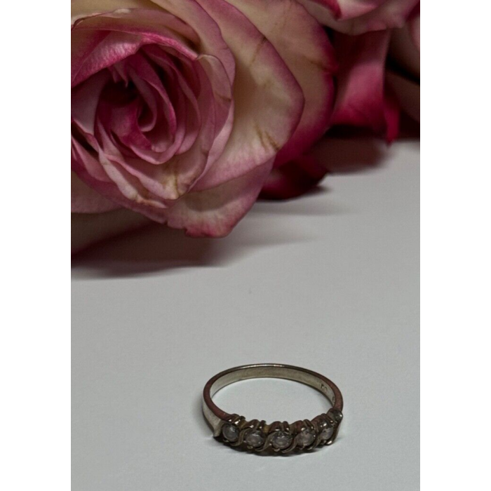 925 Sterling Silver CZ Ring Size 7