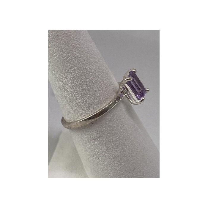 925 Sterling Silver Ring With Amethyst Size 6.75