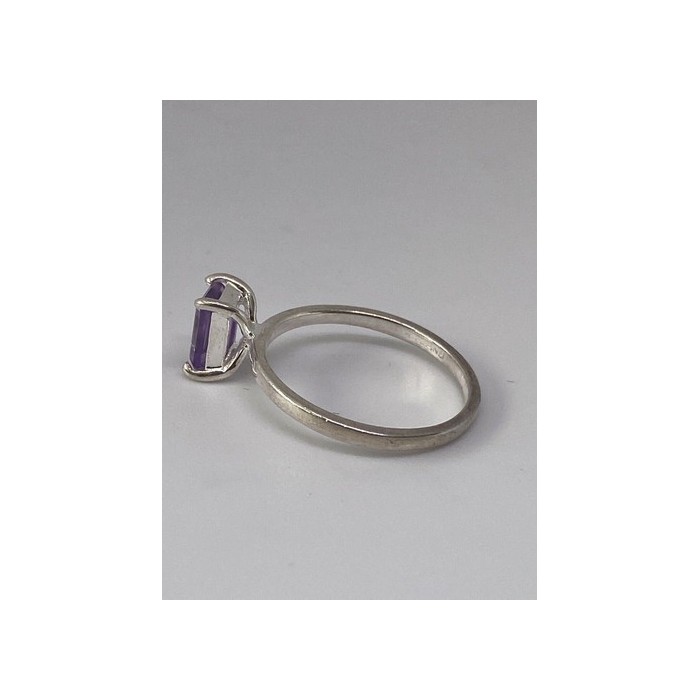 925 Sterling Silver Ring With Amethyst Size 6.75