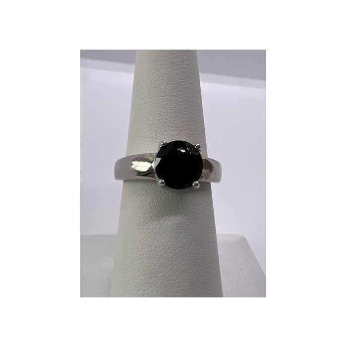 925 Sterling Silver Garnet Ring Size 6