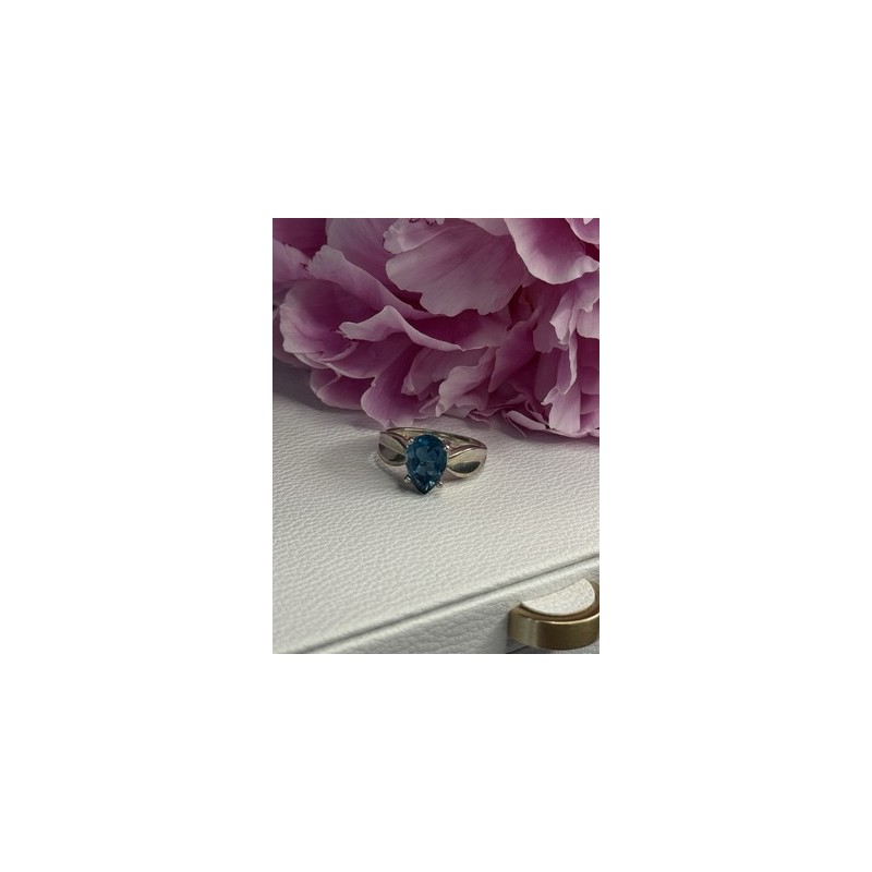 925 Sterling Silver Aquamarine Ring Size 7