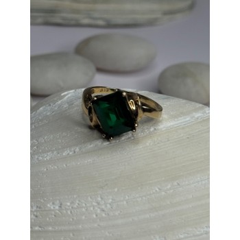 10K Yellow Gold Emerald Ring Size 4