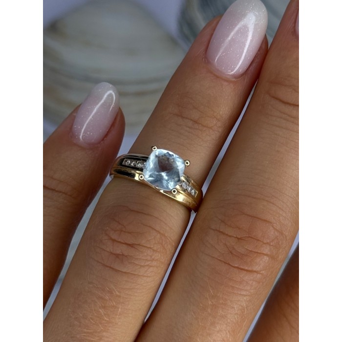 14K Yellow Gold Aquamarine & Diamonds Ring Size 5