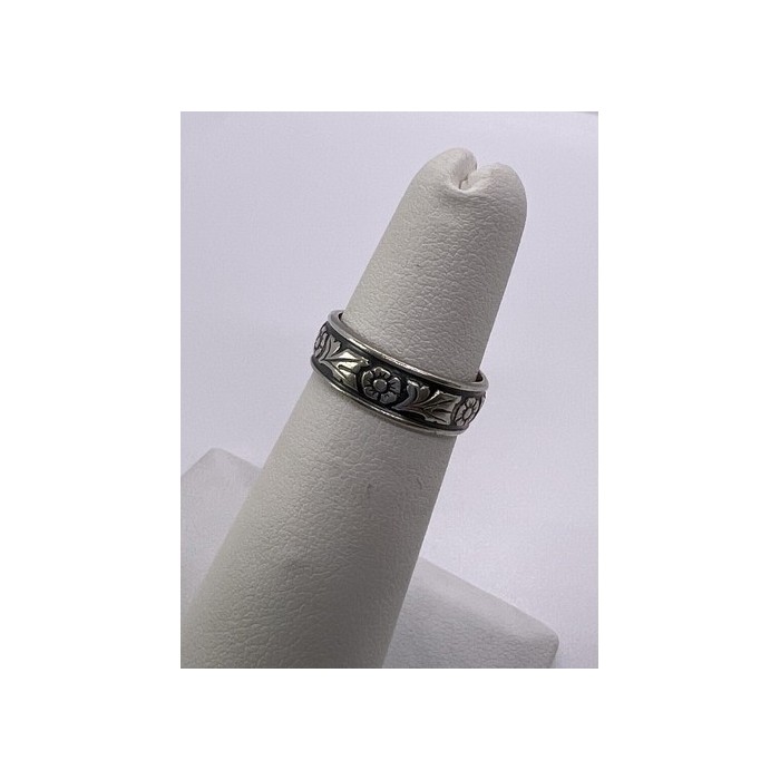 925 Sterling Silver Band Flower Pattern Ring Size 4
